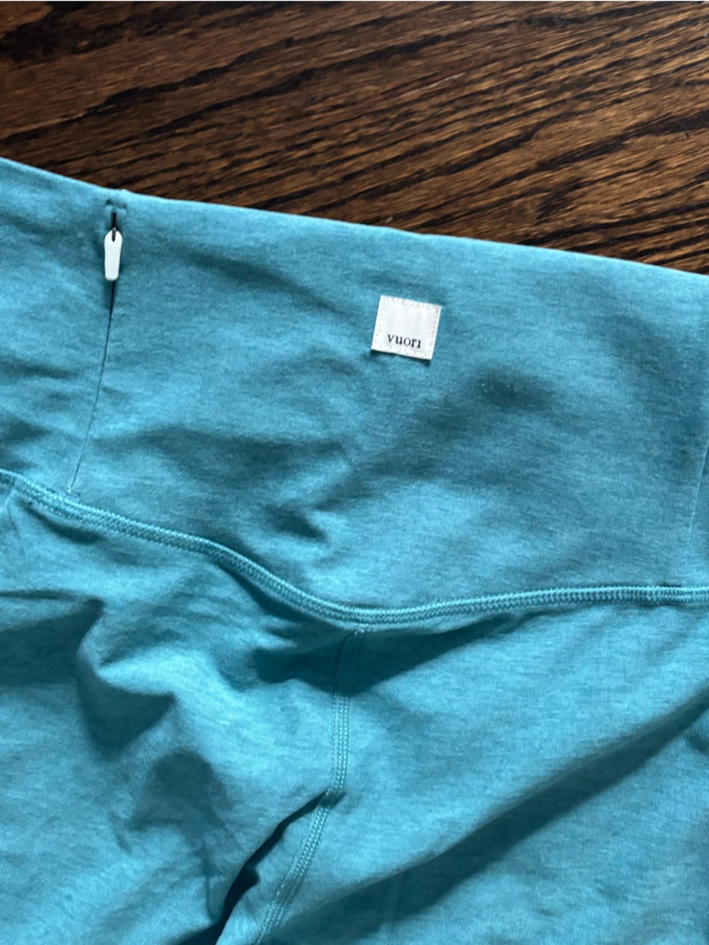 Vuori women’s Clean Elevation Legging Aqua green medium